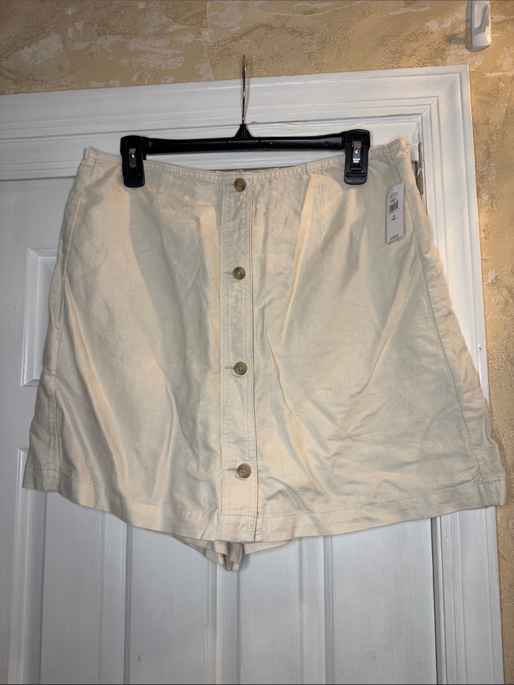 Gap Button-Front Cream Women’s Skort